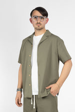 Ensemble chemise surdimensionnée en tissu texturé + short bermuda | Vert militaire 8