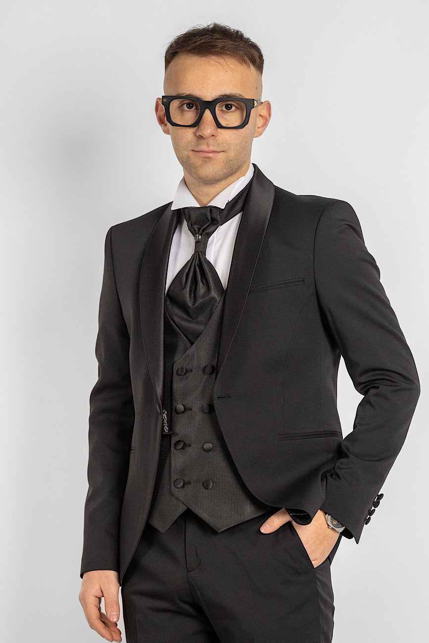 Classic Tuxedo Suit 742 | Black