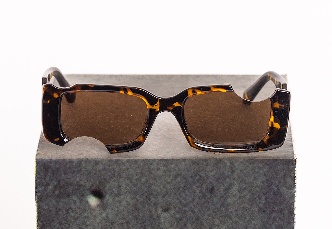 Sunglasses Holes | Tortoise