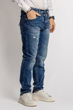 jeans Pantalone modello baggy, carrot fit, balloons, pantaloni regular fit morbidi di gamba, cotone popeline, cotone twill. Pantaloni classici, pantaloni slim fit. pantaloni da spezzato, pantaloni per giacca, pantaloni per uscire, da cerimonia, da eventi, per comunioni, per battesimo, per diciottesimo, pantaloni da battaglia, da lavoro, a poco prezzo, in saldi, nuova collezione estivi. zara, zalando, asos, shen, temu