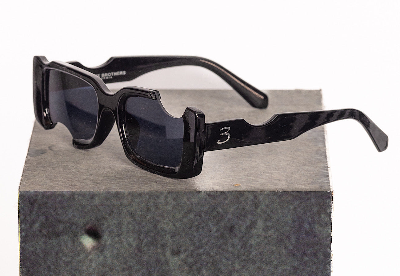 Hole Sunglasses | Black