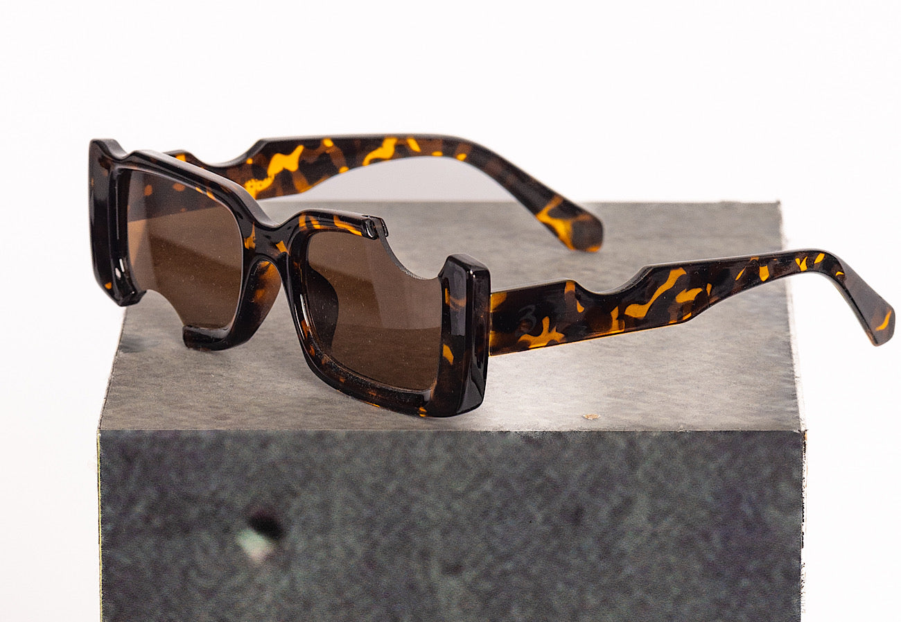 Sunglasses Holes | Tortoise