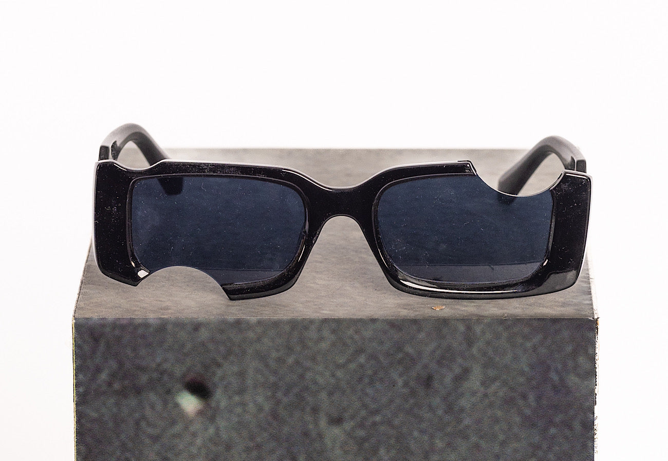 Hole Sunglasses | Black