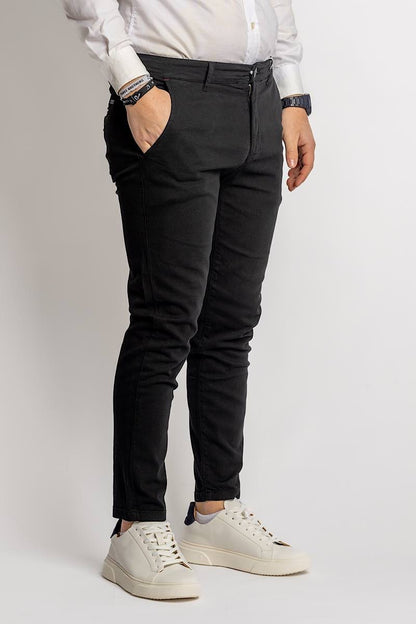 jeans Pantalone modello baggy, carrot fit, balloons, pantaloni regular fit morbidi di gamba, cotone popeline, cotone twill. Pantaloni classici, pantaloni slim fit. pantaloni da spezzato, pantaloni per giacca, pantaloni per uscire, da cerimonia, da eventi, per comunioni, per battesimo, per diciottesimo, pantaloni da battaglia, da lavoro, a poco prezzo, in saldi, nuova collezione estivi. zara, zalando, asos, shen, temu skinny, slim capri