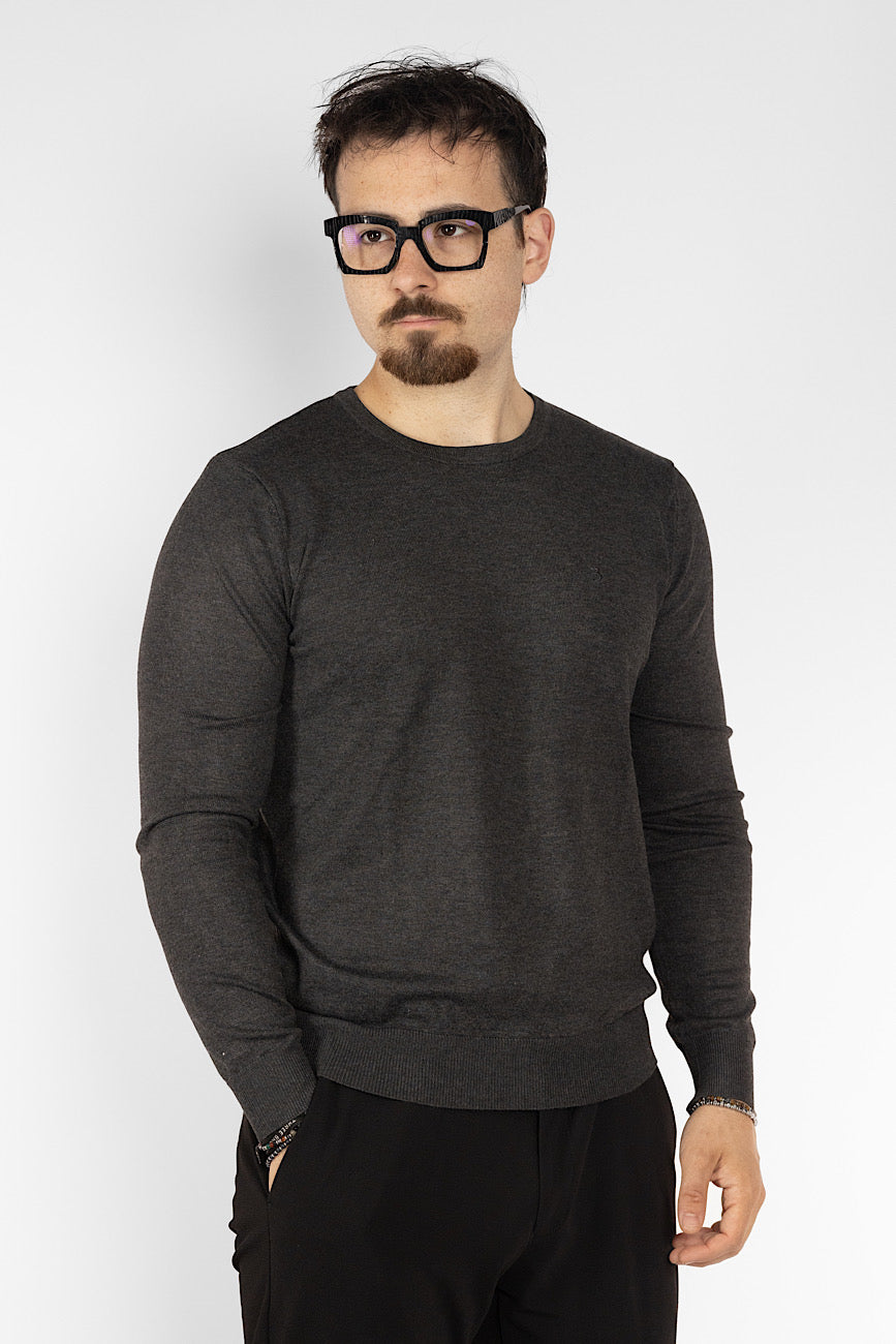 Crewneck Sweater | 2 + 1 Free | Dark Grey