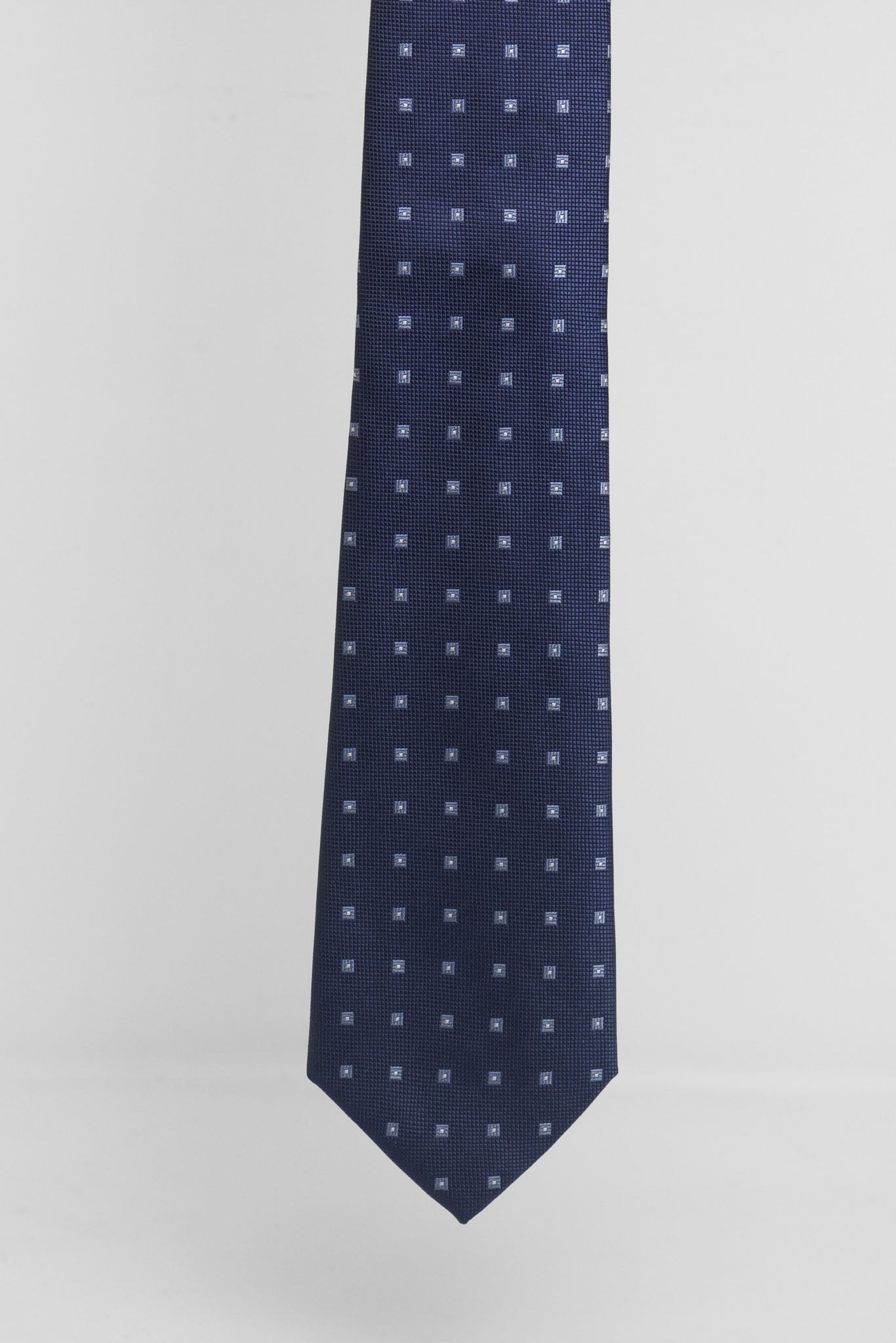 Cravatta Tre Pieghe Fantasia Geometrica Fondo Blu e Celeste | 2 Per €20