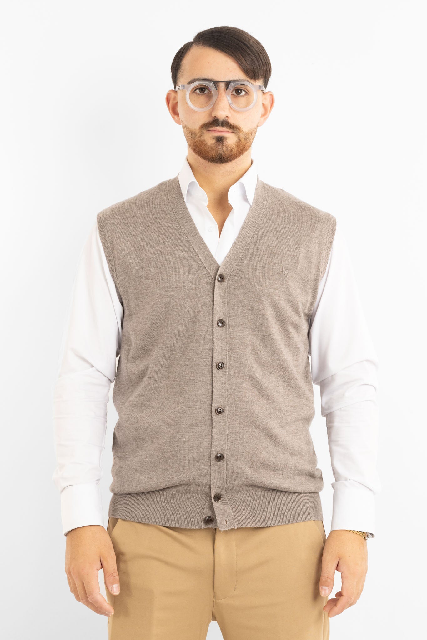 V-Neck Buttoned Cardigan Vest in 850 Wool Blend | 2 for €50 | Dove Gray