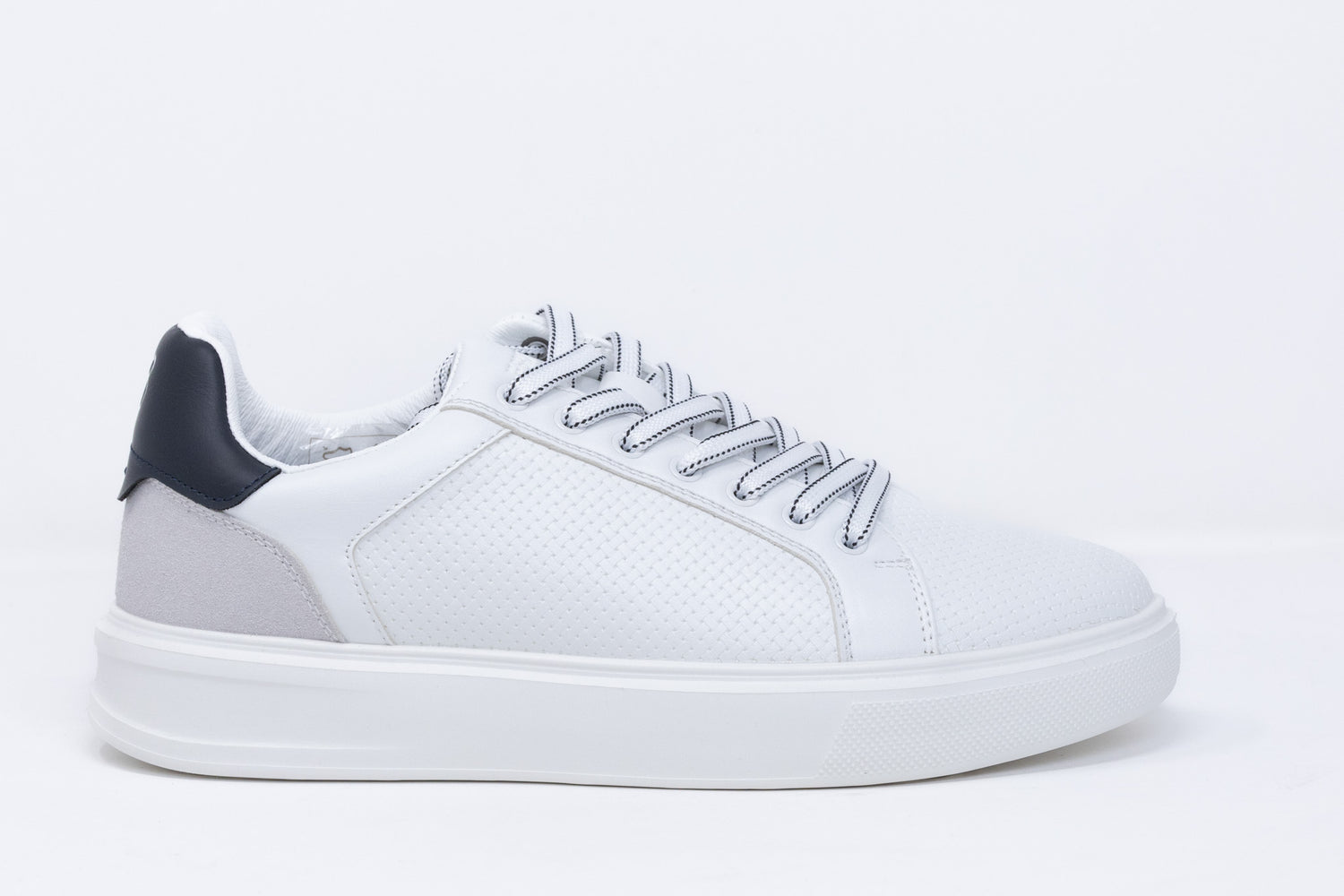 105 Woven Sneaker | White