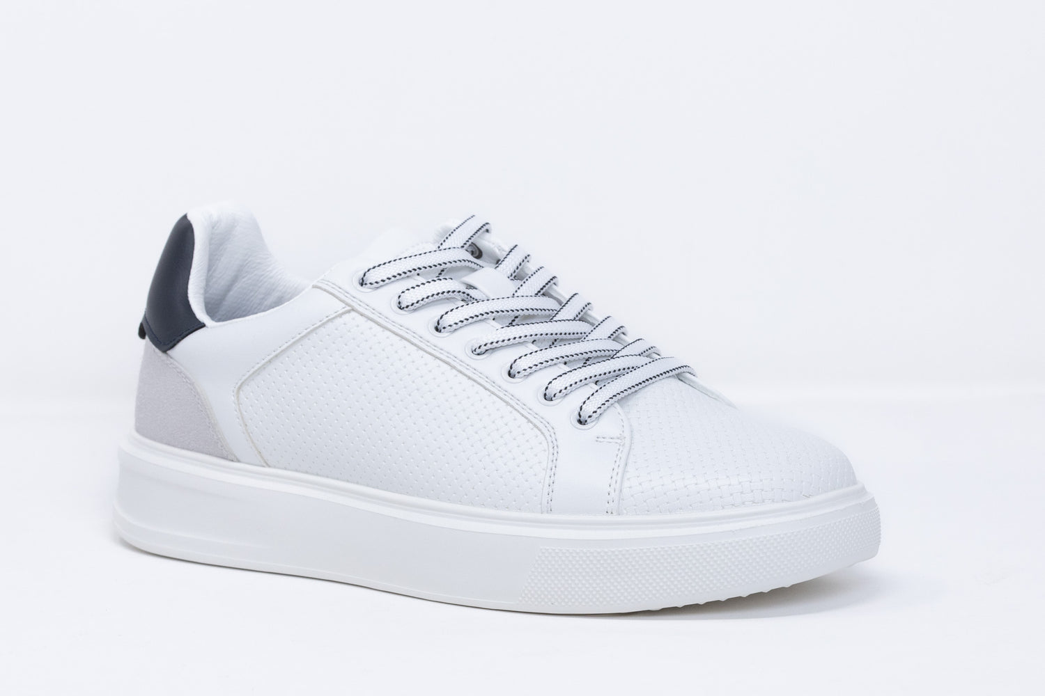 105 Woven Sneaker | White