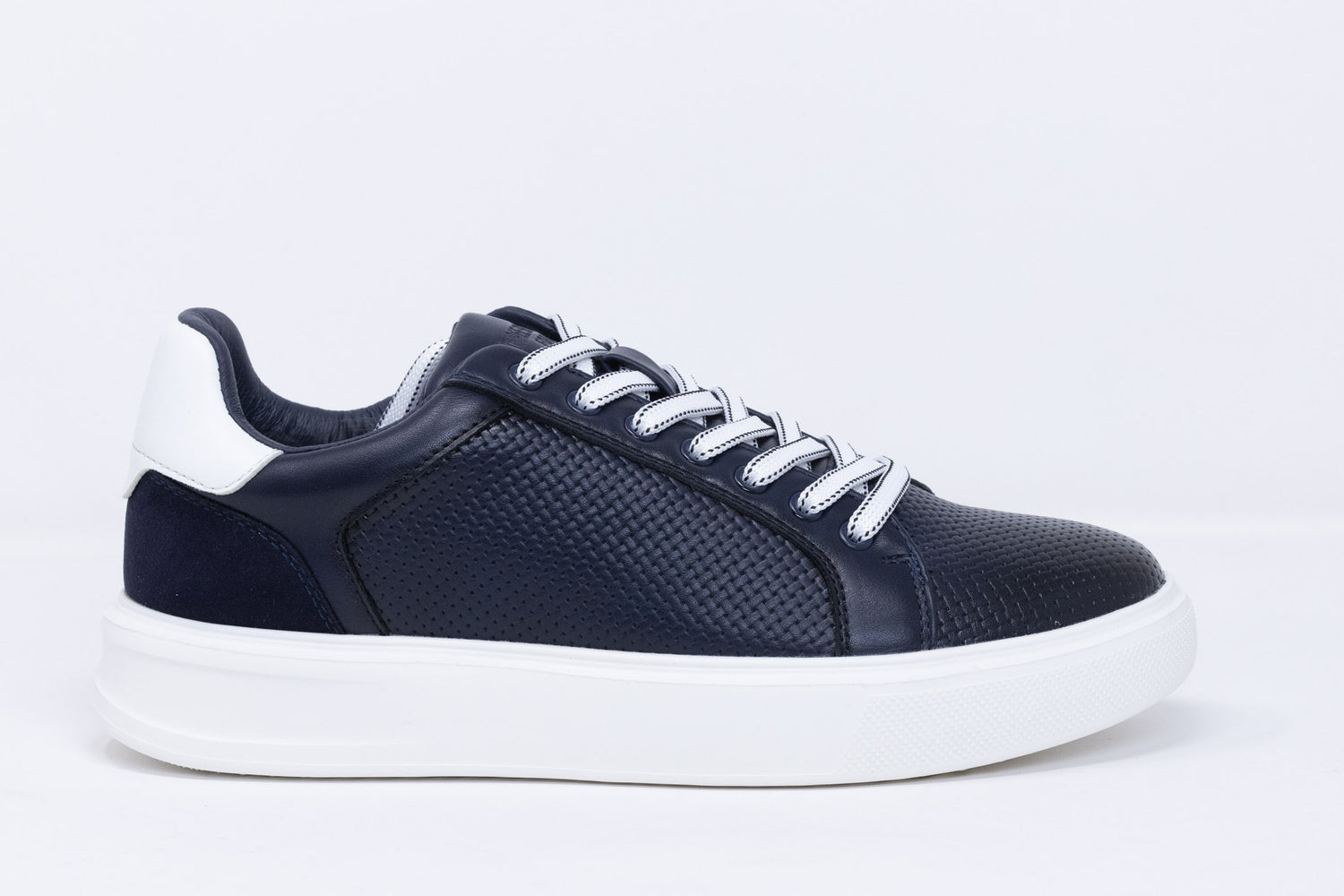 105 Woven Sneaker | Blue