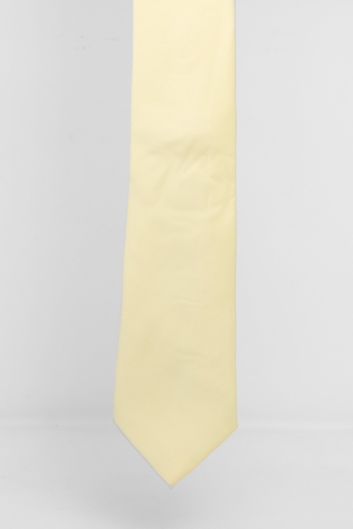 Cravatta Tre Pieghe Tinta Unita Giallo Chiaro | 2 Per €20