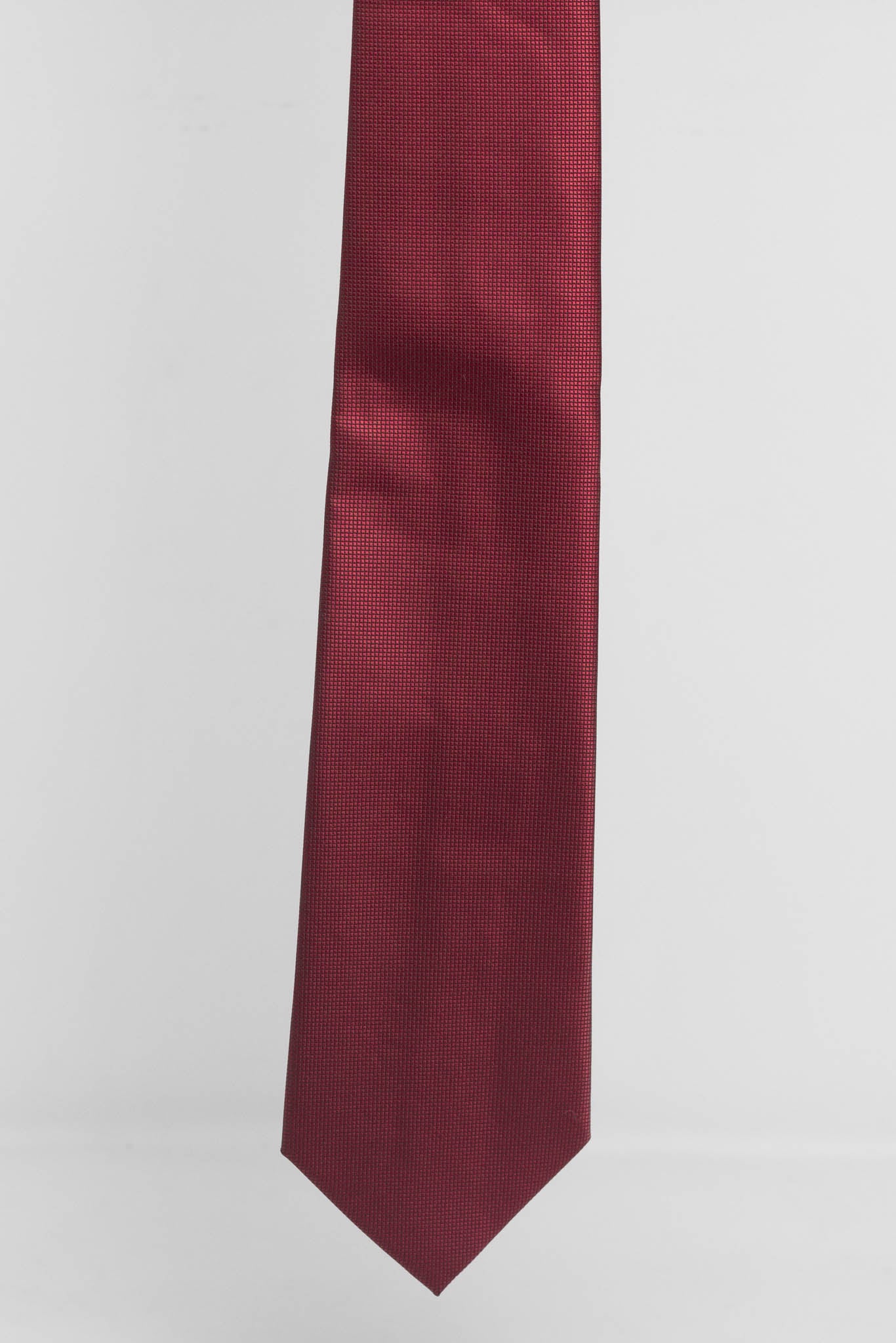 Cravatta Tre Pieghe Tinta Unita Micro Diamantino Bordeaux | 2 Per €20