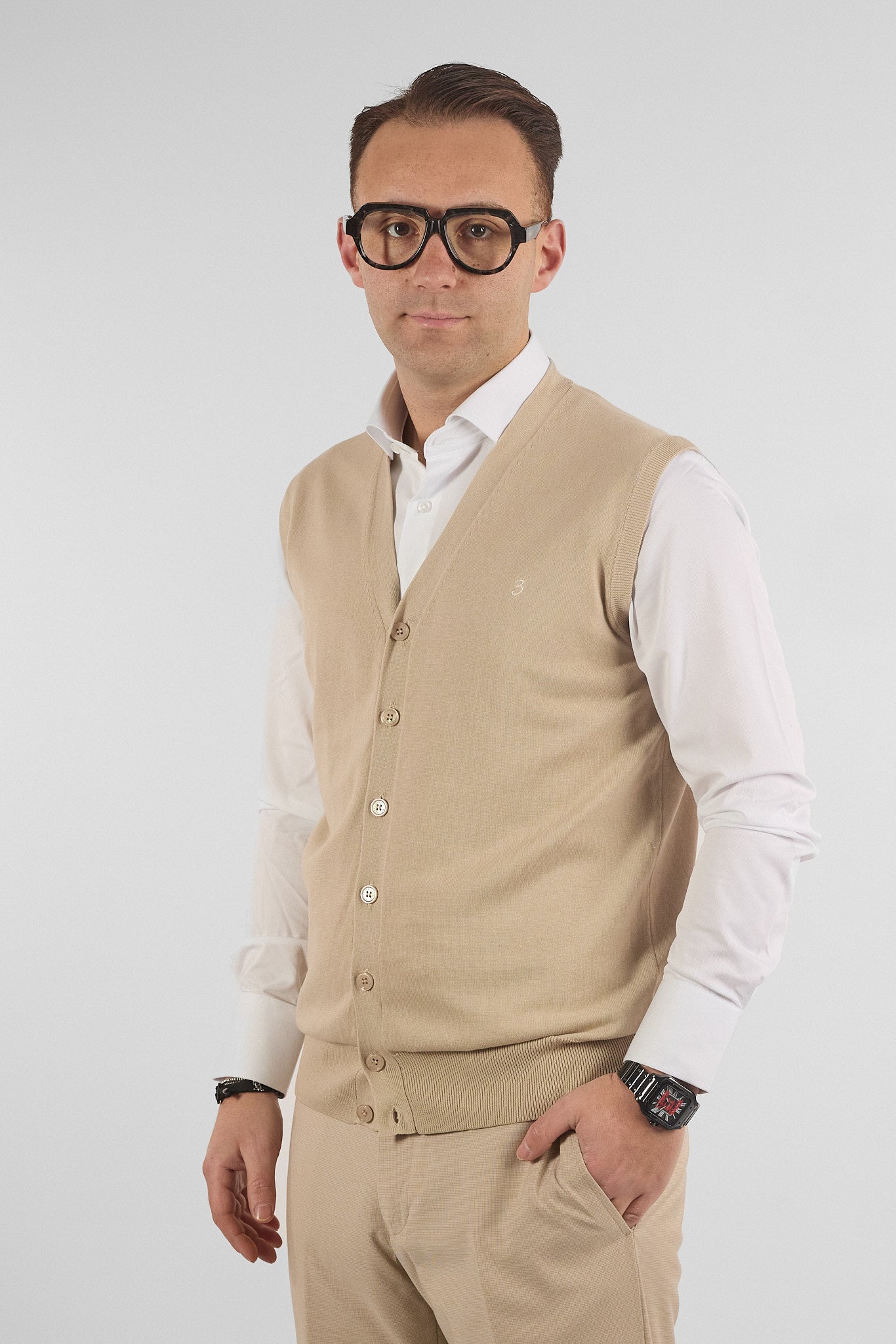 Gilet a V con Bottoni Basic di Cotone 1109 | 2 per €50 | Biege 45