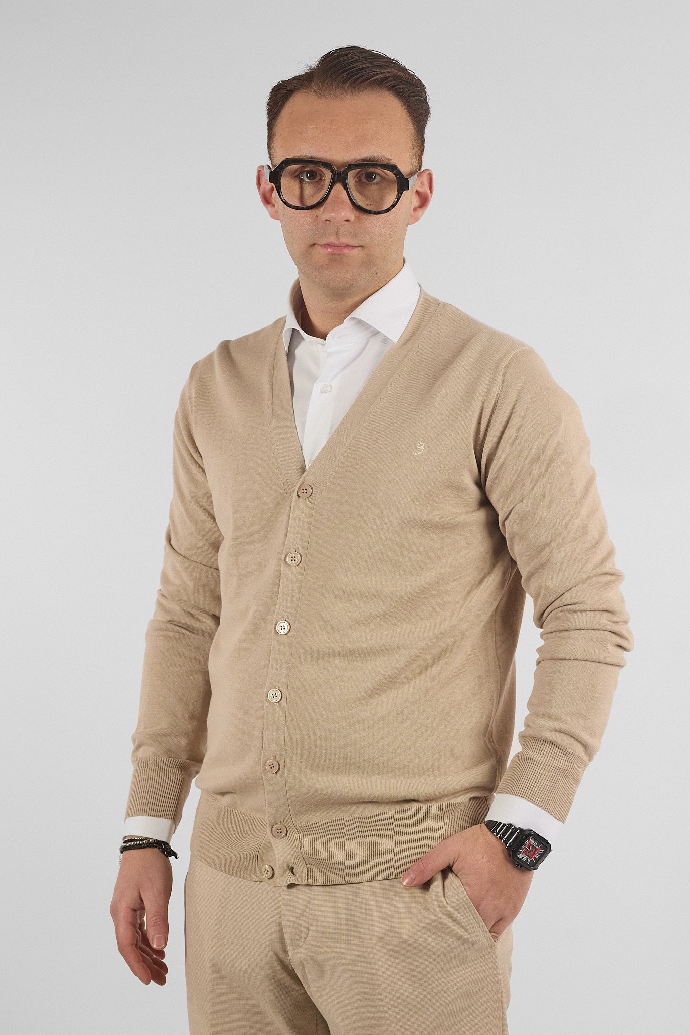 Cardigan a V con Bottoni Basic di Cotone 1107 | 2 per €50 | Beige 45