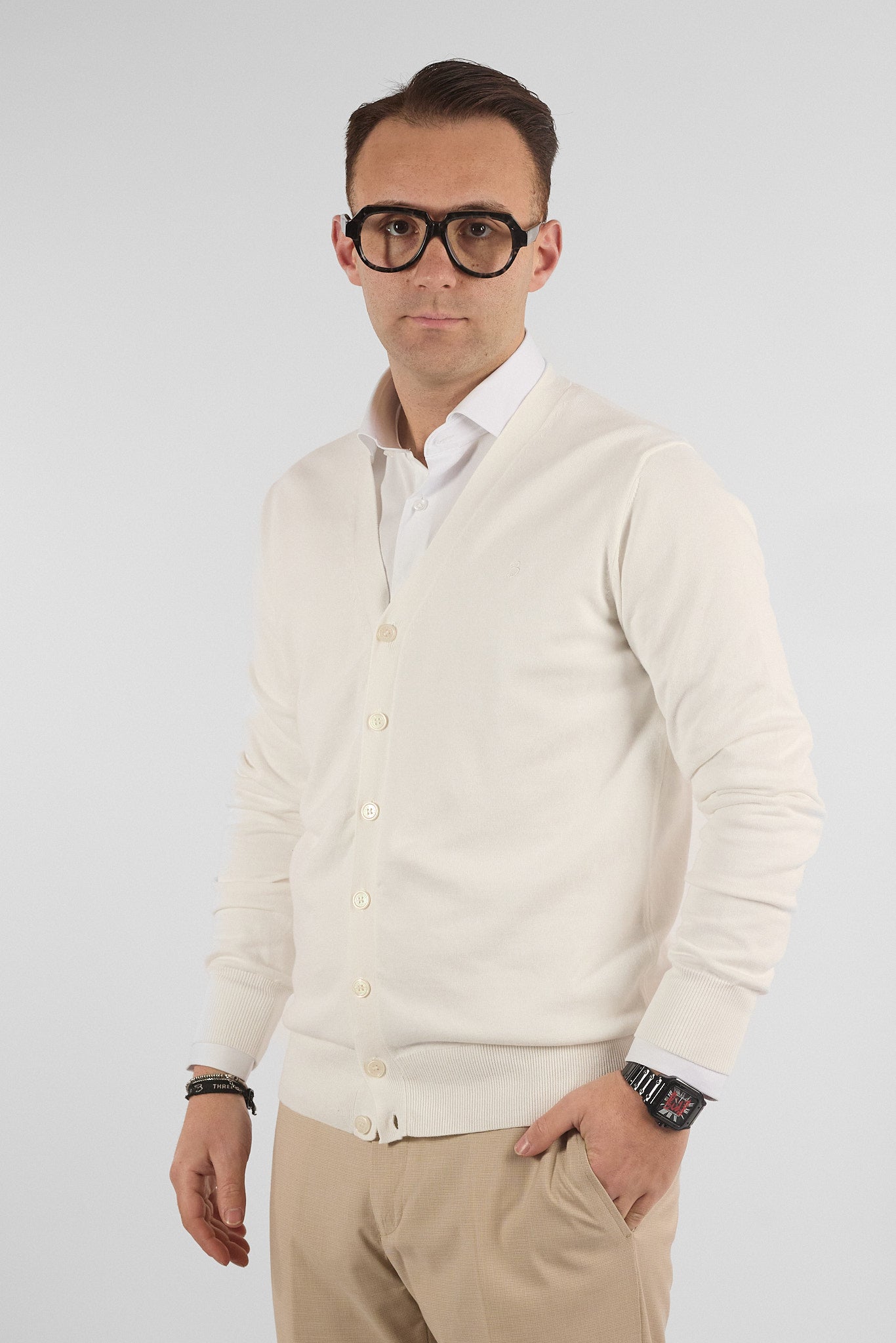 Cardigan a V con Bottoni Basic di Cotone 1107 | 2 per €50 | Bianco 15